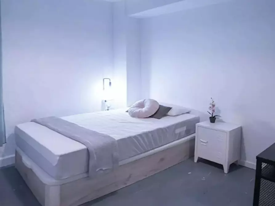 Immagine 1 di Camera in affitto  in Carrer de l'Almudí a Valencia
