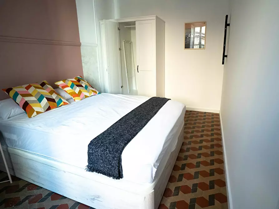 Immagine 2 di Camera in affitto  in Carrer de l'Almudí a Valencia