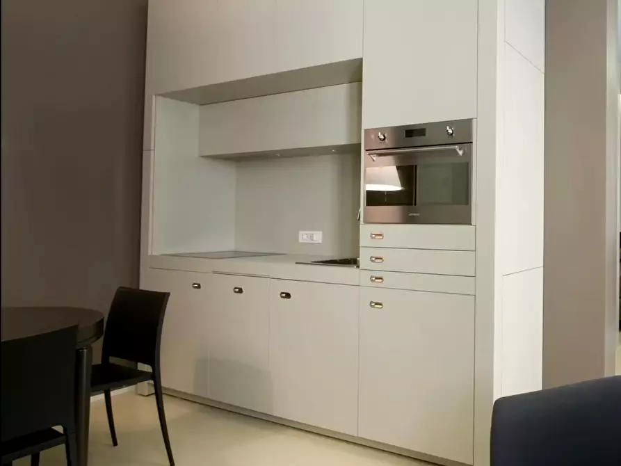 Immagine 2 di Appartamento in affitto  in Via Mascarella a Bologna