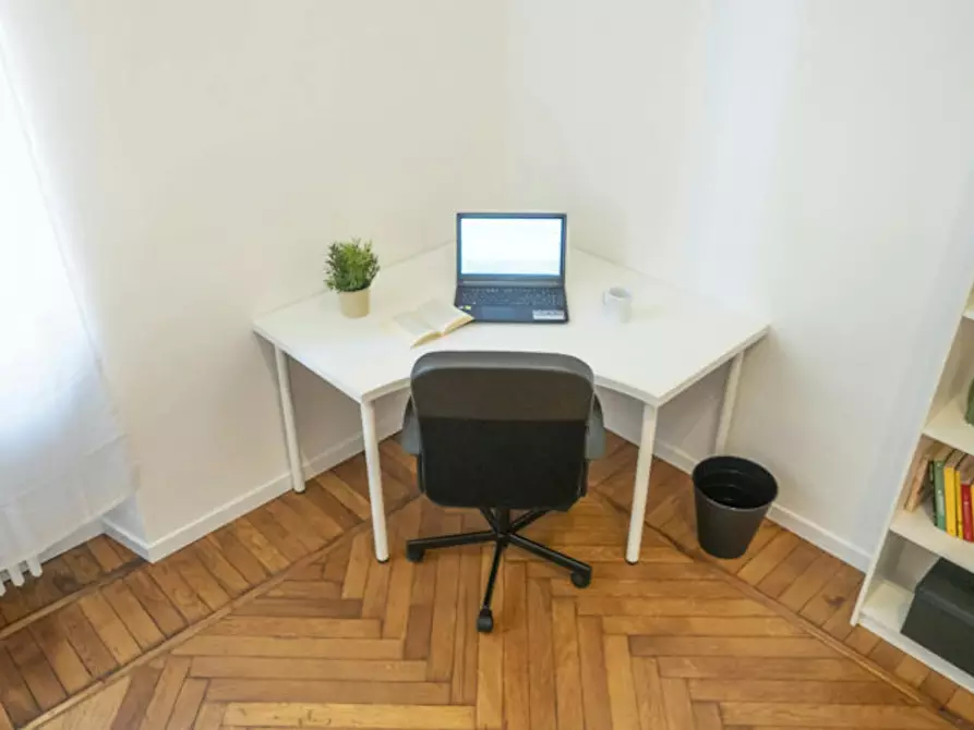 Immagine 3 di Camera in affitto  in Via Luigi Cibrario a Torino