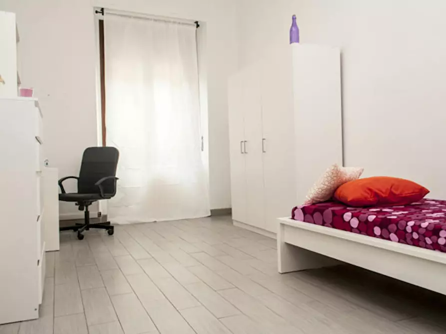 Immagine 2 di Camera in affitto  in Via Romolo Gessi a Torino