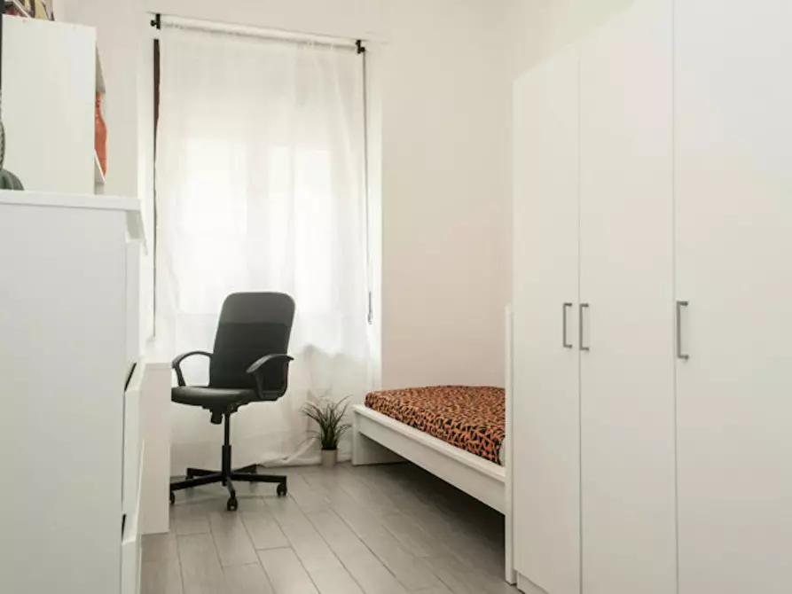 Immagine 7 di Camera in affitto  in Via Romolo Gessi a Torino