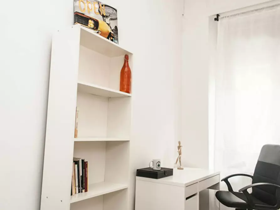 Immagine 8 di Camera in affitto  in Via Romolo Gessi a Torino