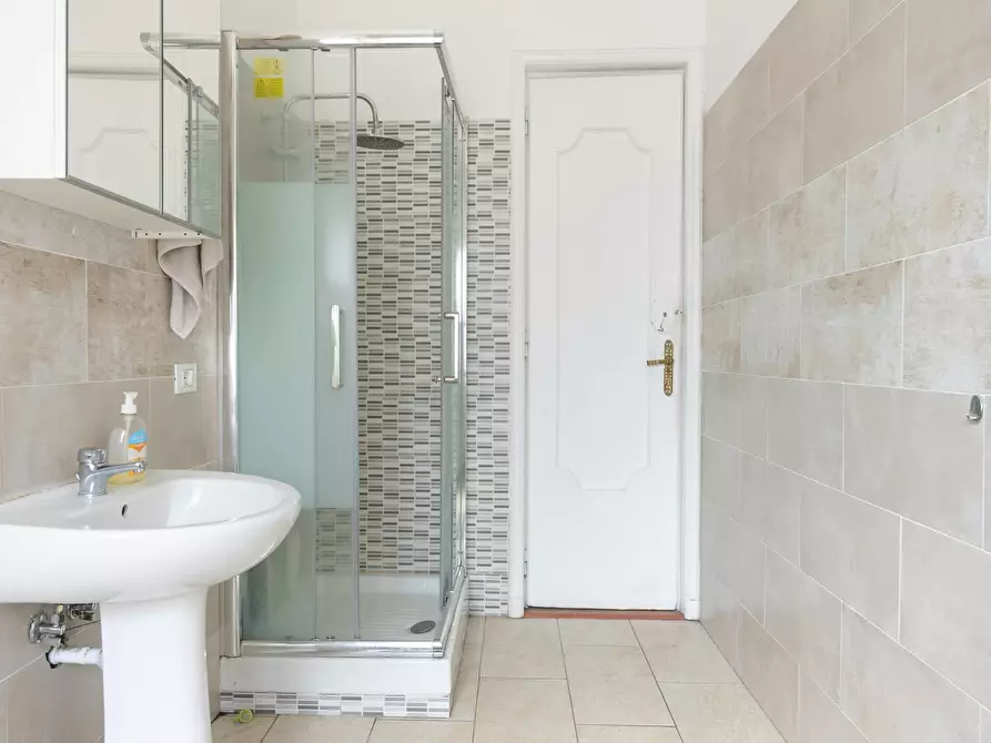 Immagine 9 di Camera in affitto  in Via Aldo Barbaro a Torino