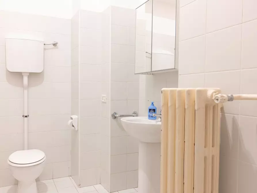 Immagine 10 di Camera in affitto  in Via Aldo Barbaro a Torino