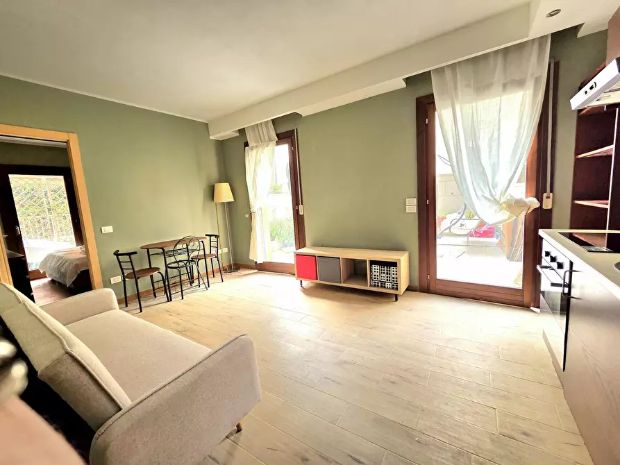 Immagine 8 di Appartamento in affitto  in Via dell'Orcagna a Firenze