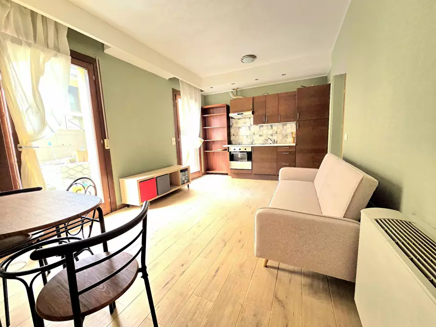 Immagine 5 di Appartamento in affitto  in Via dell'Orcagna a Firenze