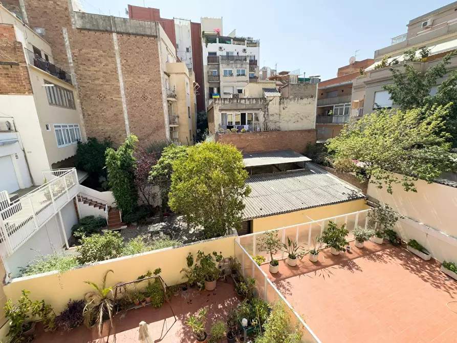 Immagine 3 di Camera in affitto  in Carrer de la Mare de Déu del Carmel a Barcelona