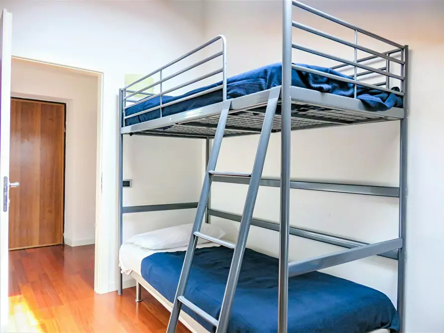 Immagine 2 di Camera condivisa in affitto  in Largo Giosuè Carducci a Trento