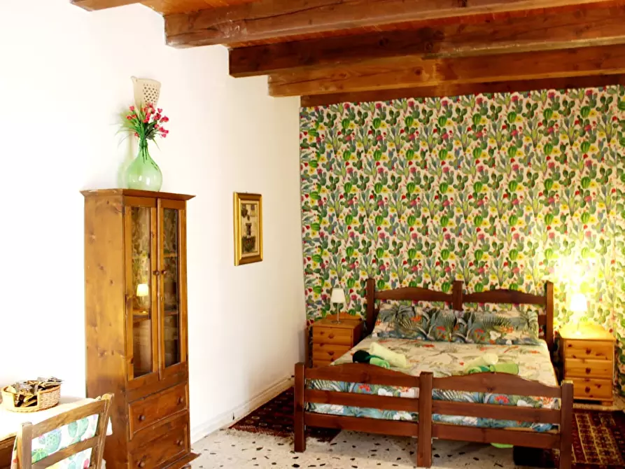 Immagine 6 di Camera in affitto  in Via Argenteria a Palermo