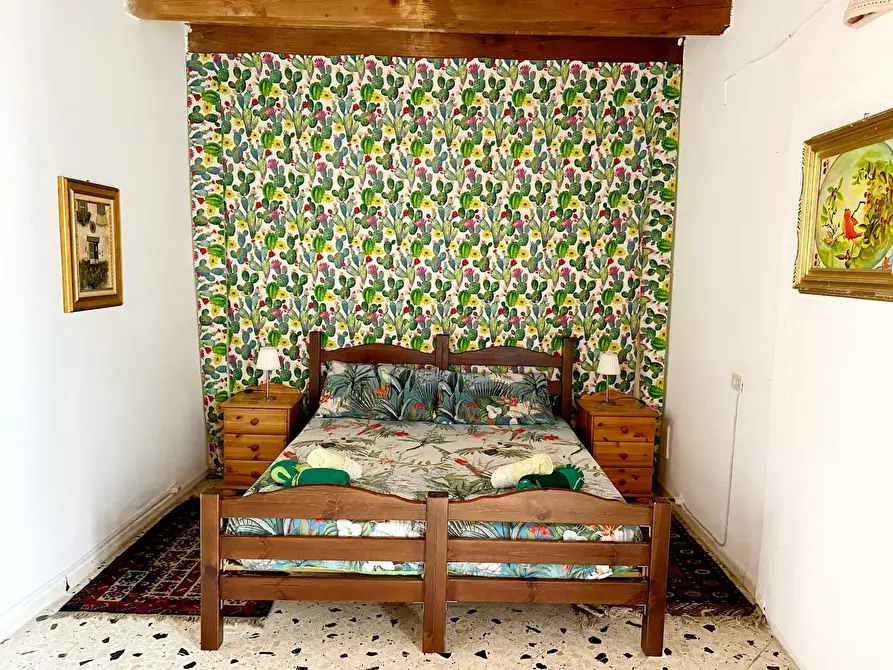 Immagine 8 di Camera in affitto  in Via Argenteria a Palermo