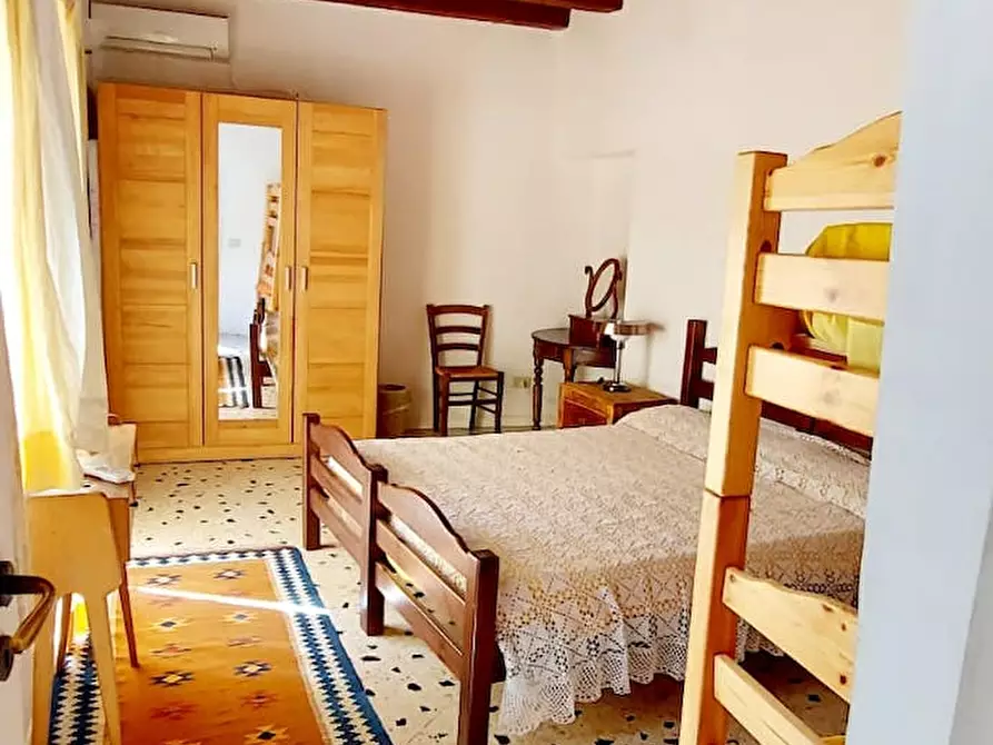 Immagine 10 di Camera in affitto  in Via Argenteria a Palermo