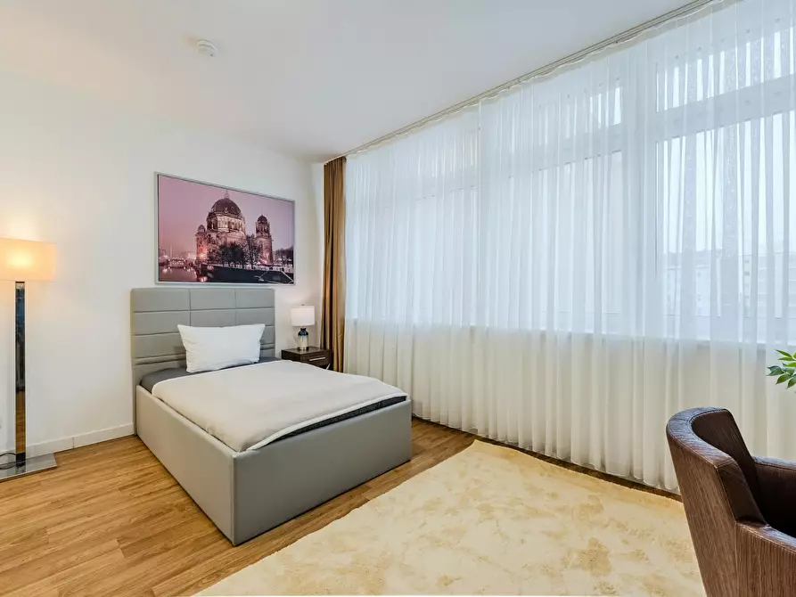 Immagine 7 di Appartamento in affitto  in Beusselstraße a Berlin