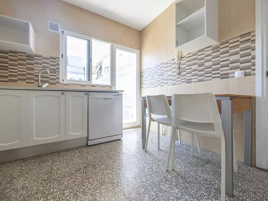 Immagine 7 di Camera in affitto  in Calle Reig Genovés a Valencia