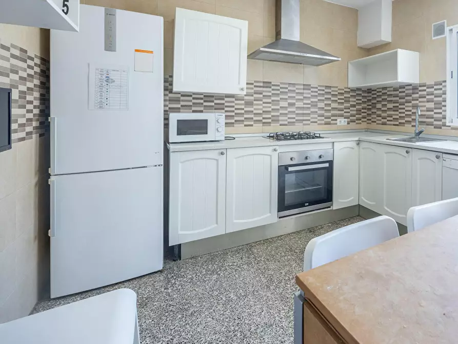 Immagine 9 di Camera in affitto  in Calle Reig Genovés a Valencia