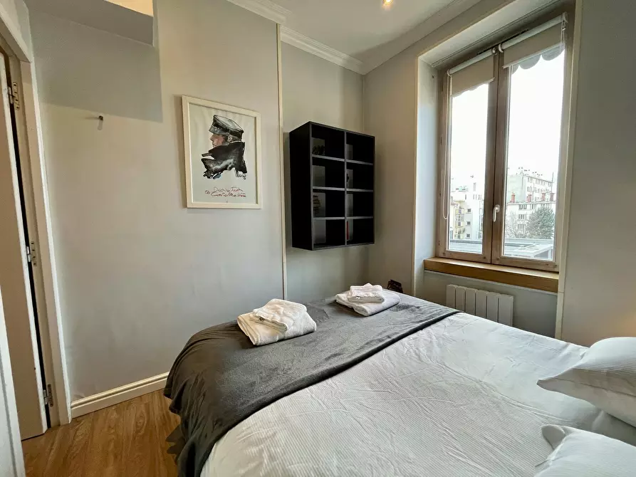 Immagine 8 di Appartamento in affitto  in Rue des Charmettes a Lyon