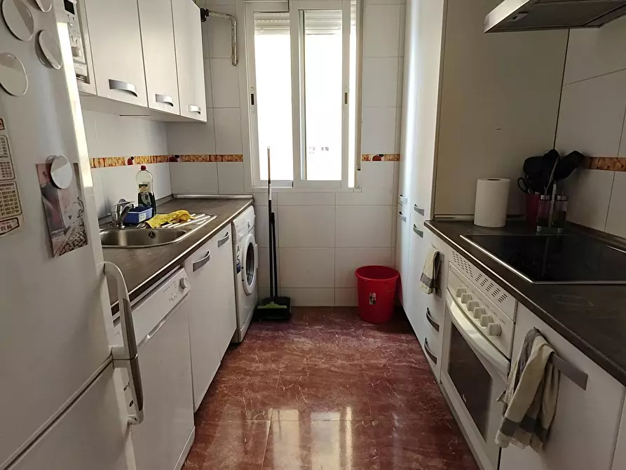 Immagine 5 di Appartamento in affitto  in Calle de Guzmán el Bueno a Madrid