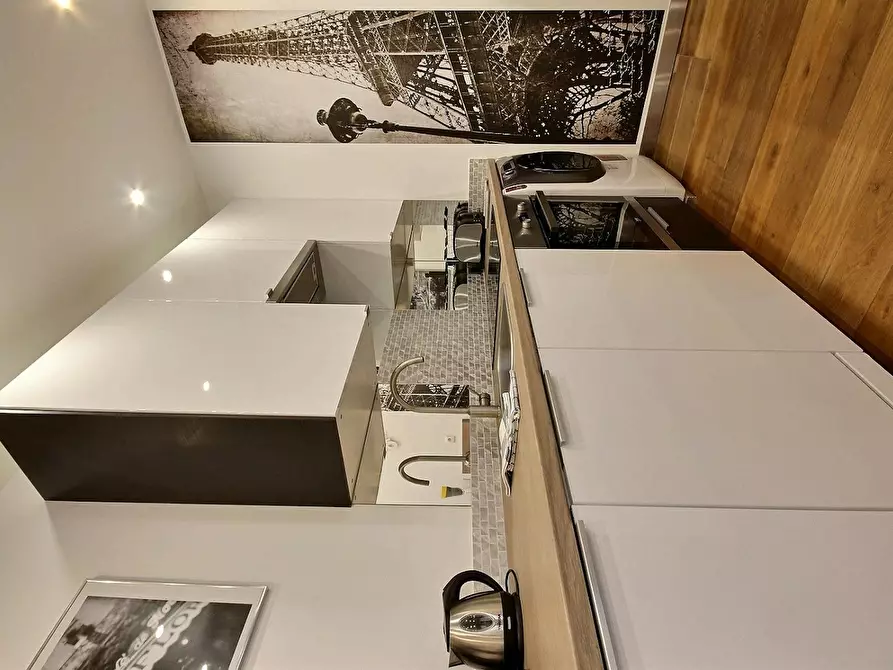 Immagine 7 di Appartamento in affitto  in Rue Poissonnière a Paris