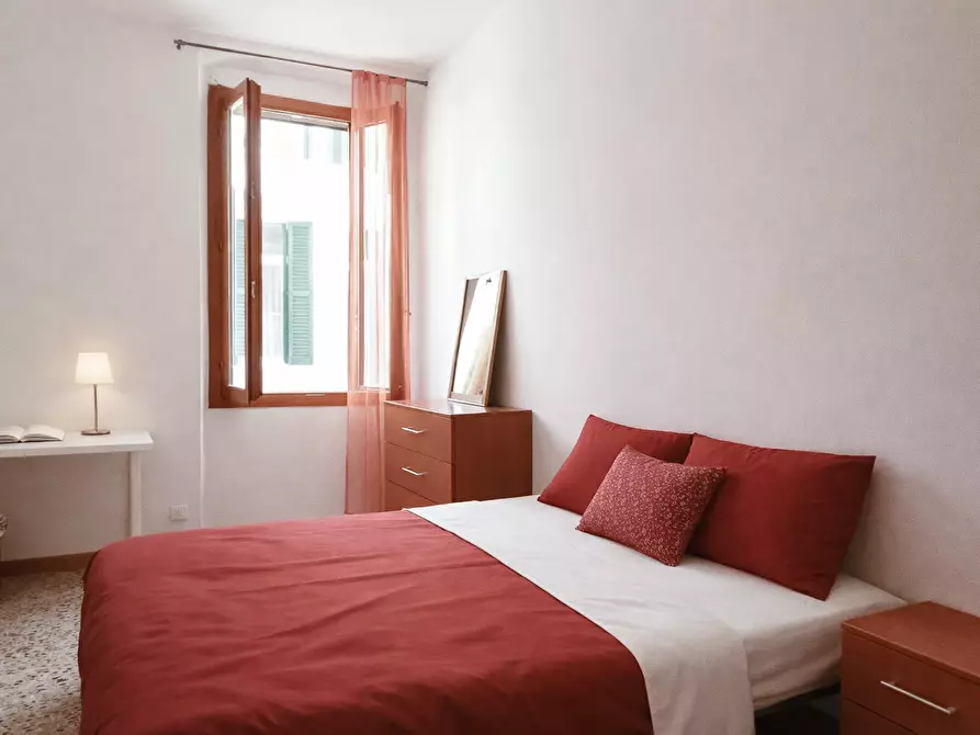 Immagine 3 di Camera in affitto  in Vicolo Mustacchi a Verona