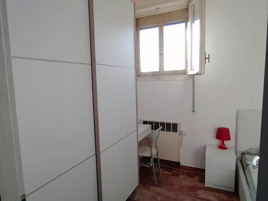 Immagine 3 di Camera in affitto  in Via del Lavoro a Bologna