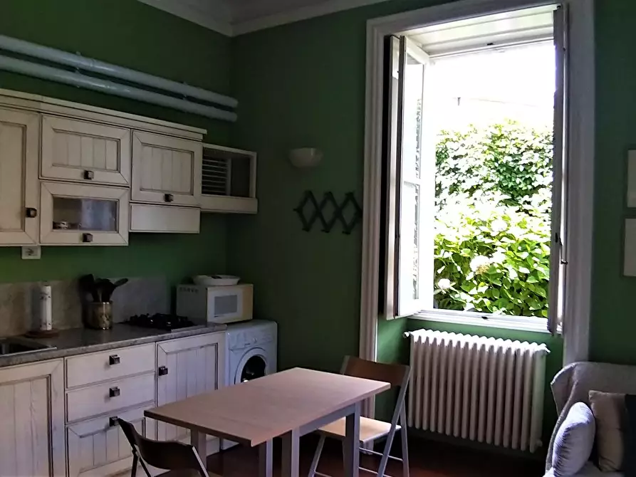 Immagine 3 di Appartamento in affitto  in Via Valaperta a Erba