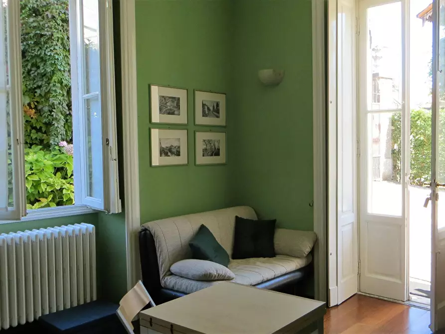 Immagine 5 di Appartamento in affitto  in Via Valaperta a Erba