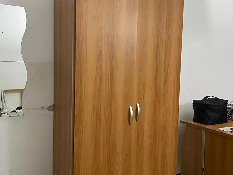 Immagine 3 di Camera condivisa in affitto  in Via Tuscolana a Roma