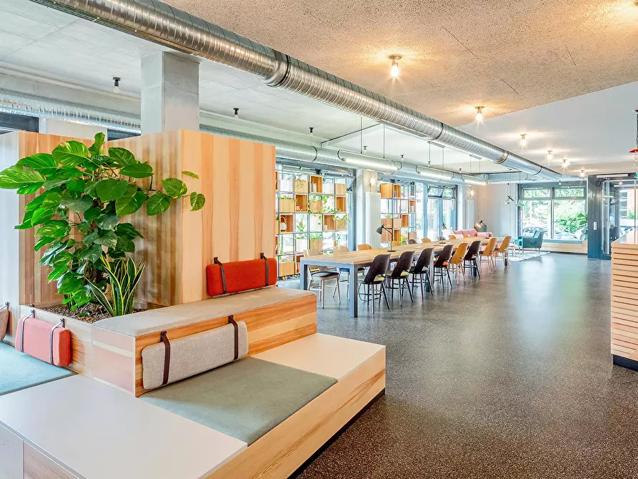 Immagine 9 di Appartamento in affitto  in Büchnerweg a Berlin