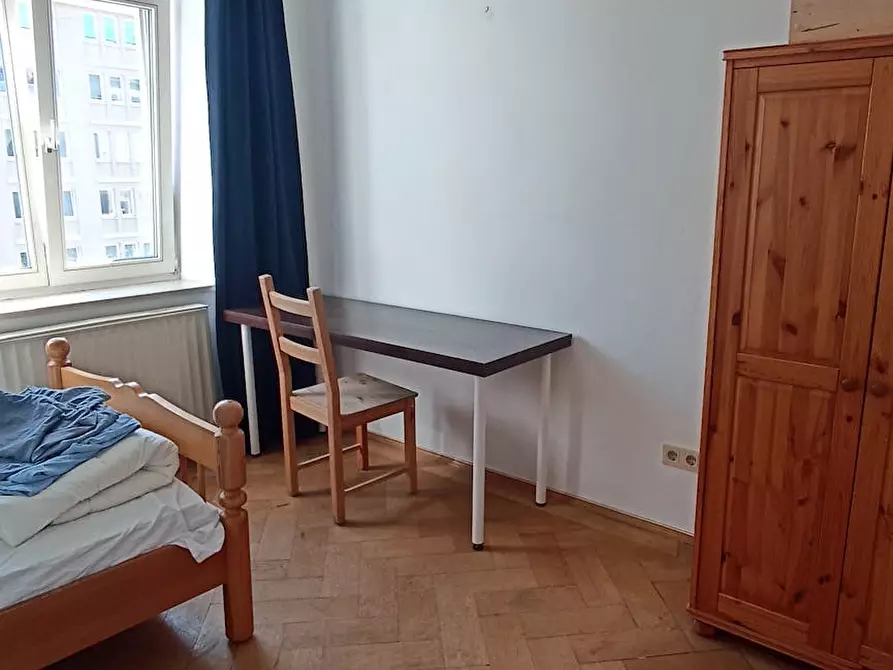 Immagine 10 di Casa indipendente in affitto  in Einsteinstraße a München