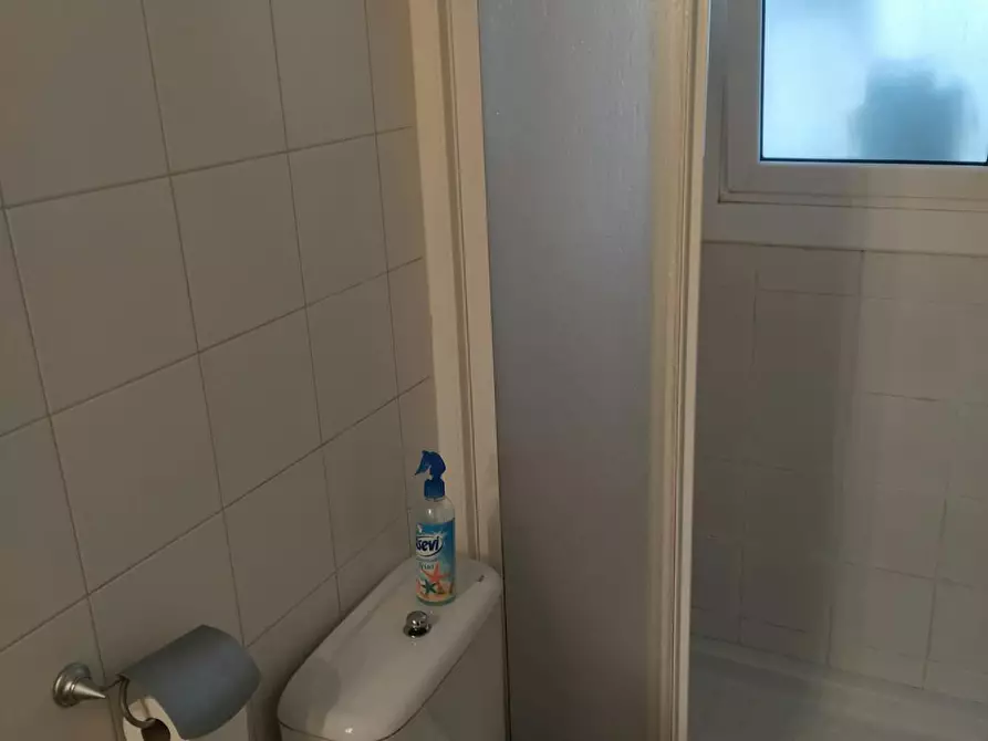 Immagine 9 di Camera in affitto  in Passeig de Valldaura a Barcelona
