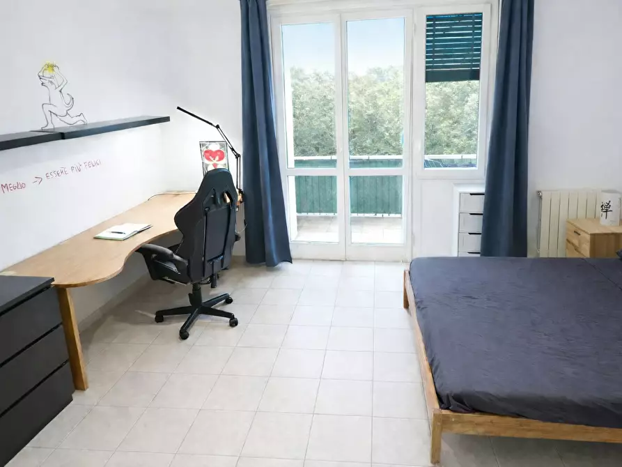 Immagine 1 di Camera in affitto  in Via Spartaco Carlini a Pisa