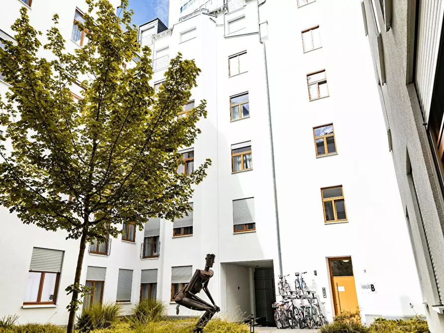 Immagine 1 di Appartamento in affitto  in Weserstraße a Frankfurt am Main
