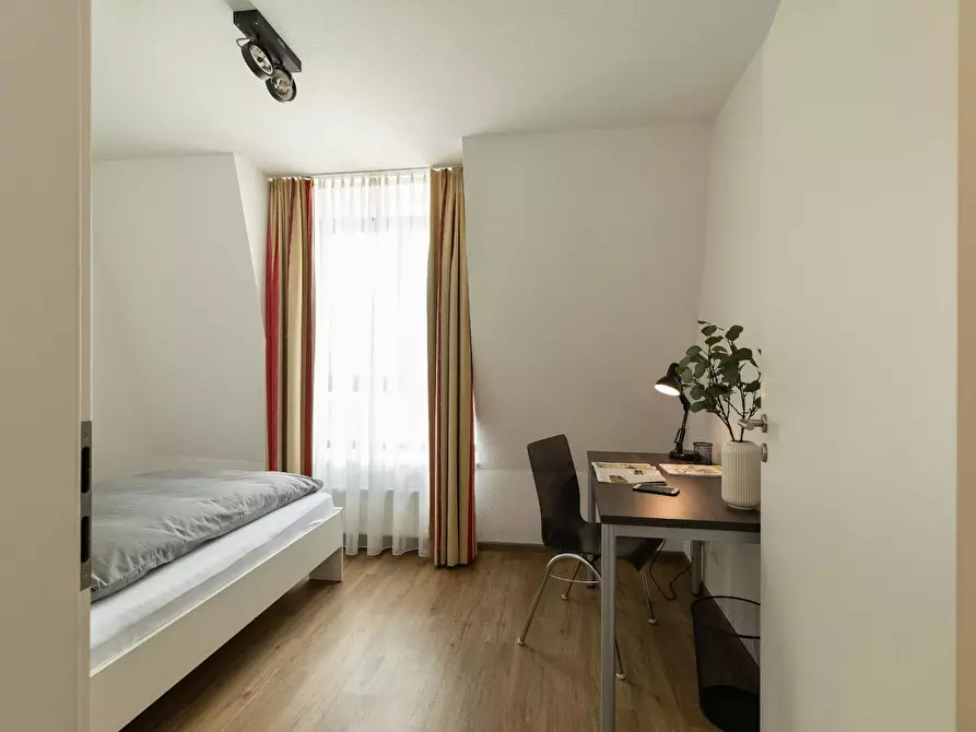 Immagine 7 di Appartamento in affitto  in Weserstraße a Frankfurt am Main