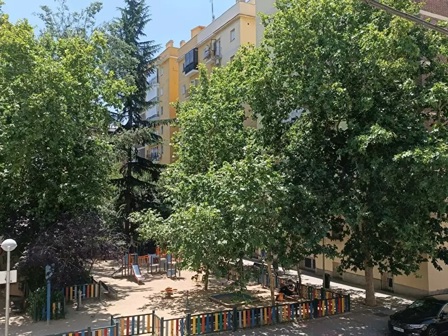 Immagine 2 di Camera in affitto  in Calle de San Fernando del Jarama a Madrid