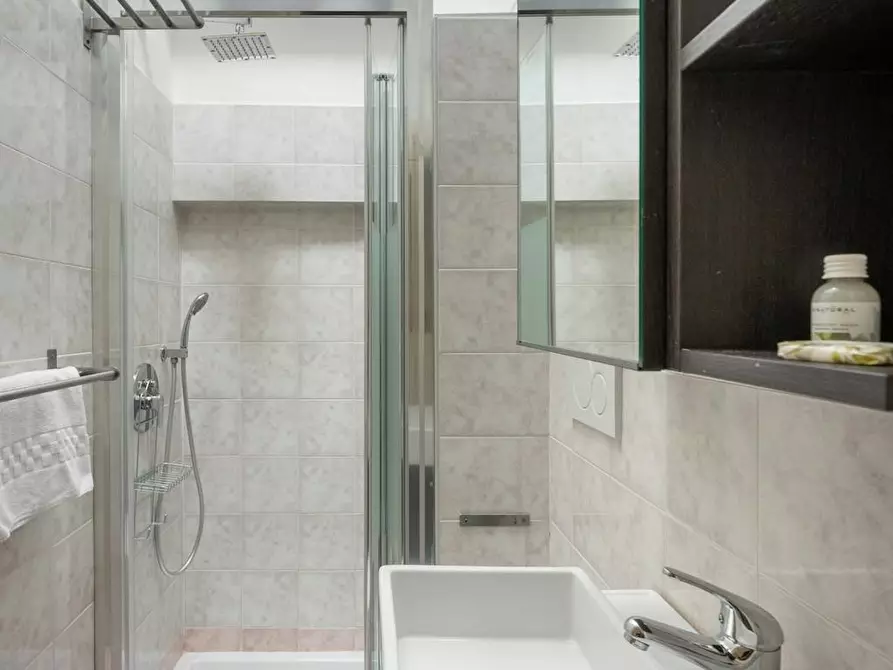 Immagine 6 di Appartamento in affitto  in Via dell'Osteria del Guanto a Firenze