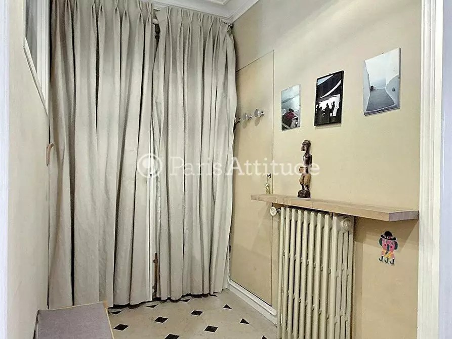 Immagine 4 di Appartamento in affitto  in Rue de Miromesnil a Paris 08