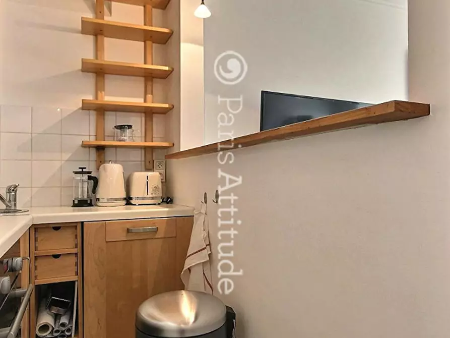 Immagine 9 di Appartamento in affitto  in Cité Voltaire a Paris