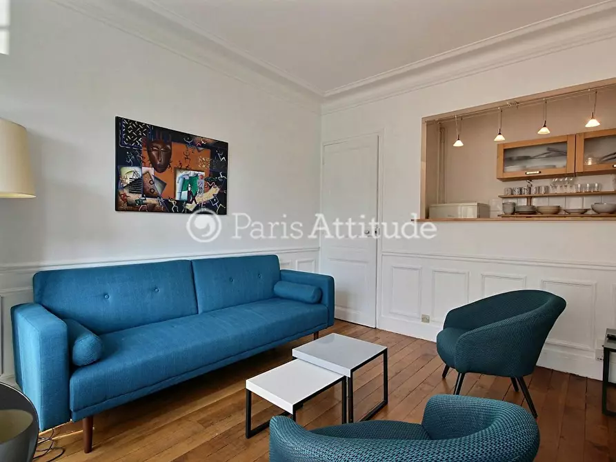 Immagine 4 di Appartamento in affitto  in Cité Voltaire a Paris