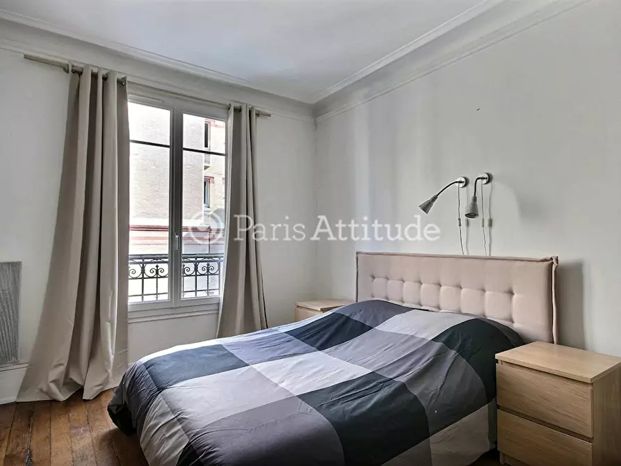 Immagine 2 di Appartamento in affitto  in Cité Voltaire a Paris