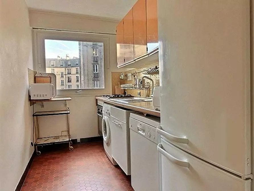 Immagine 8 di Appartamento in affitto  in Rue Championnet a Paris 18