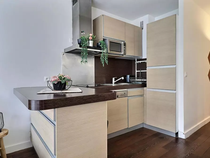 Immagine 5 di Appartamento in affitto  in Rue de l'Amiral Hamelin a Paris 16
