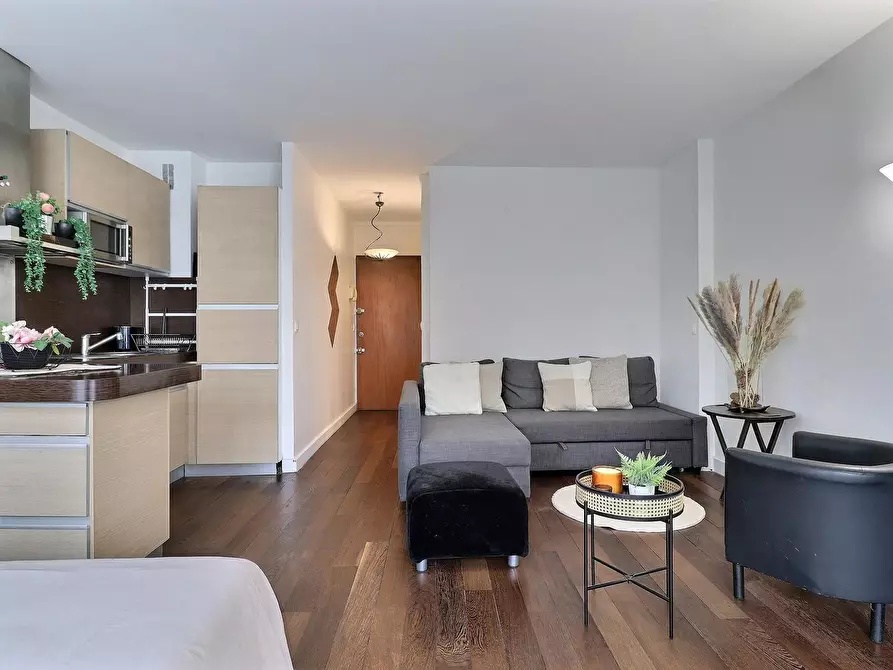 Immagine 2 di Appartamento in affitto  in Rue de l'Amiral Hamelin a Paris 16