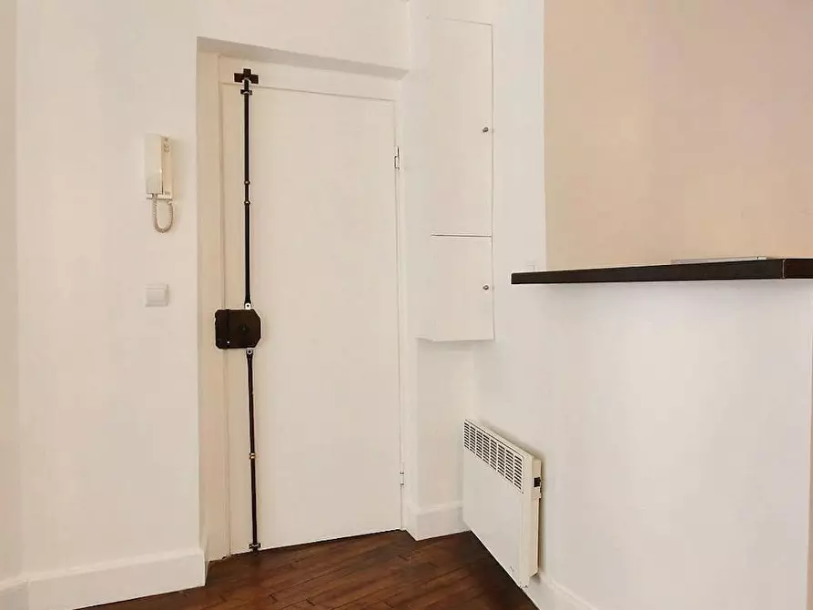 Immagine 3 di Appartamento in affitto  in Rue de Poitou a Paris 03