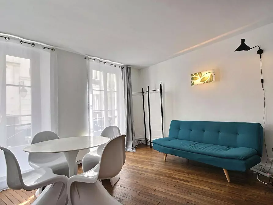 Immagine 6 di Appartamento in affitto  in Rue de Poitou a Paris 03