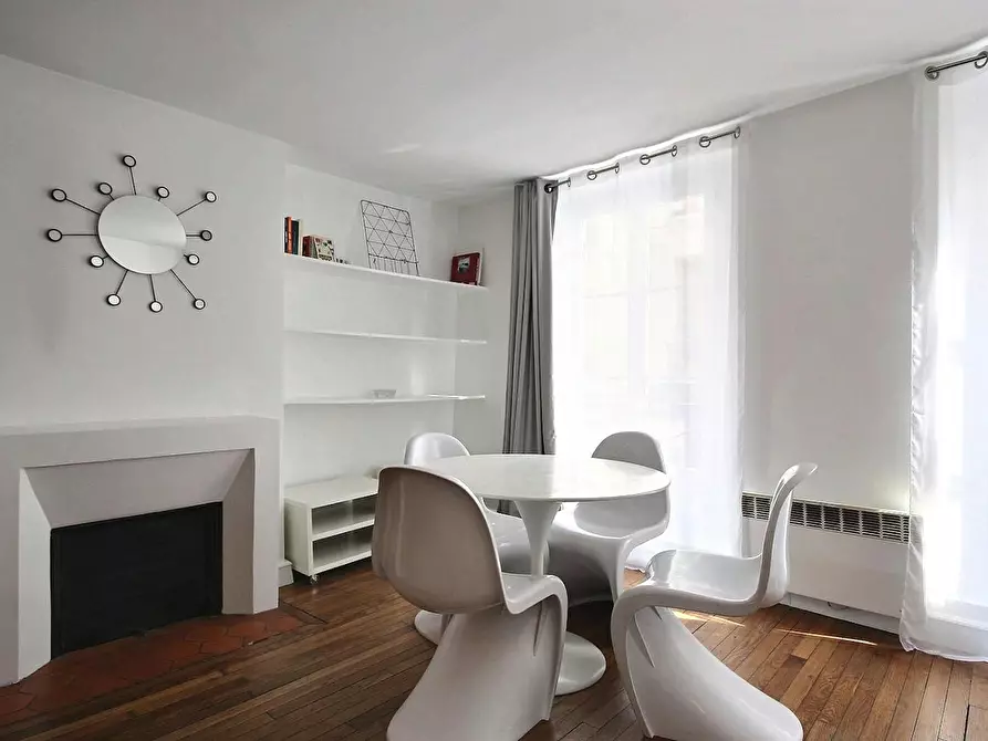 Immagine 9 di Appartamento in affitto  in Rue de Poitou a Paris 03