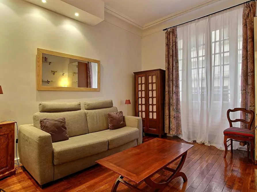 Immagine 2 di Appartamento in affitto  in Rue Laurent-Pichat a Paris 16