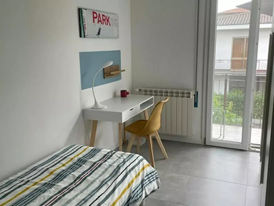 Immagine 3 di Camera in affitto  in Via Giacomo Carissimi a Padova