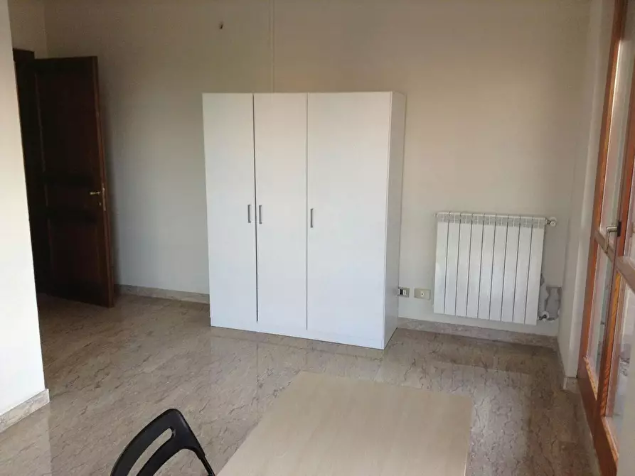 Immagine 3 di Camera in affitto  in Via Luigi Arbib Pascucci a Roma