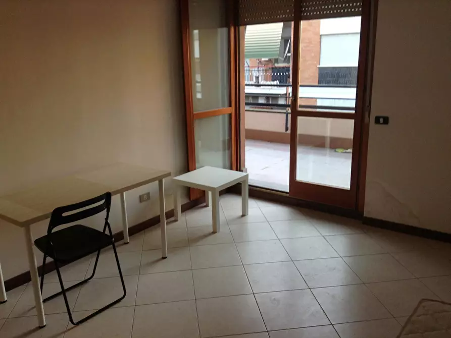Immagine 1 di Camera in affitto  in Via Luigi Arbib Pascucci a Roma
