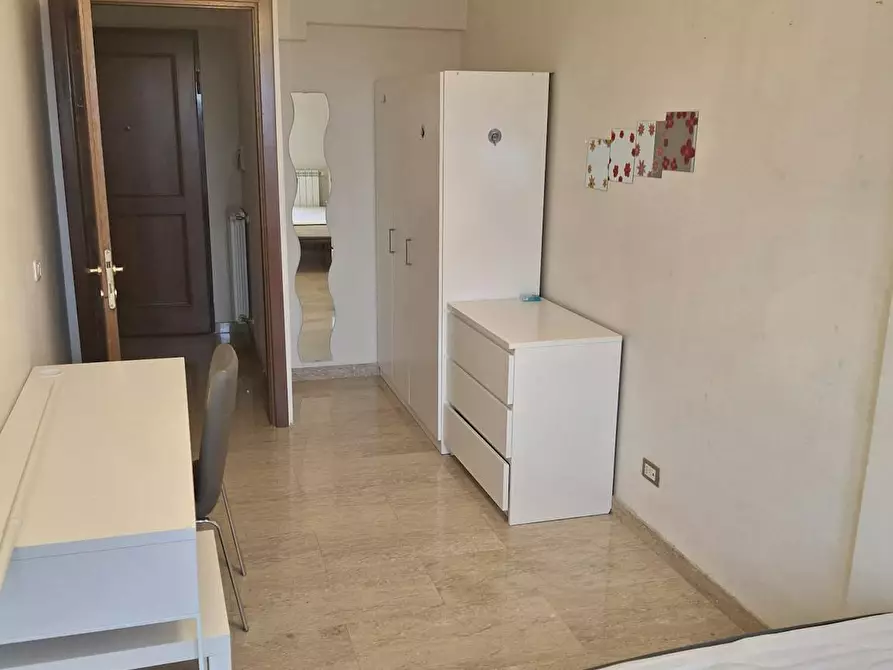 Immagine 3 di Camera in affitto  in Via Luigi Arbib Pascucci a Roma